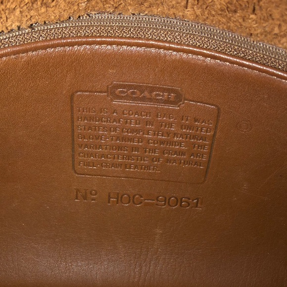Coach Cross Body Bag - Picture 6 of 8